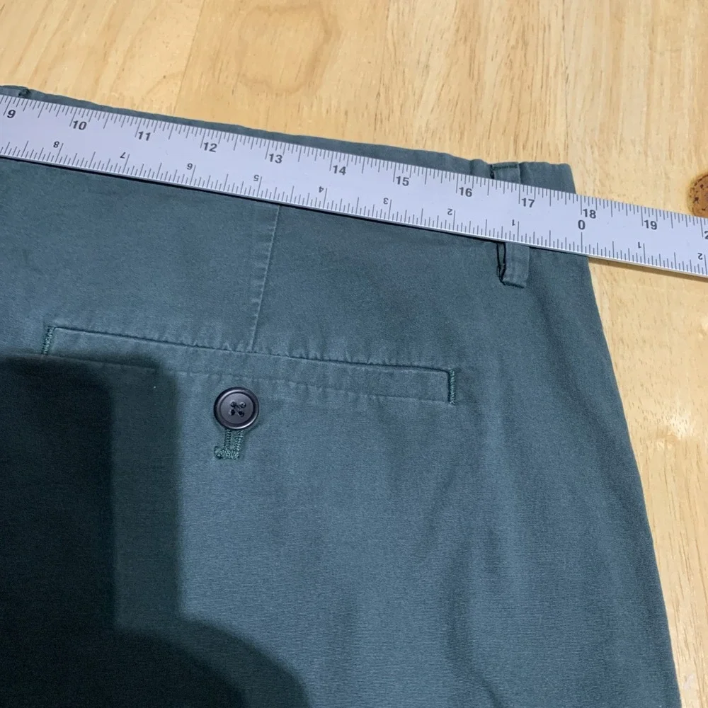 Banana Republic Chino Aiden Shorts‎ Men Size 34 Slim Fit Green